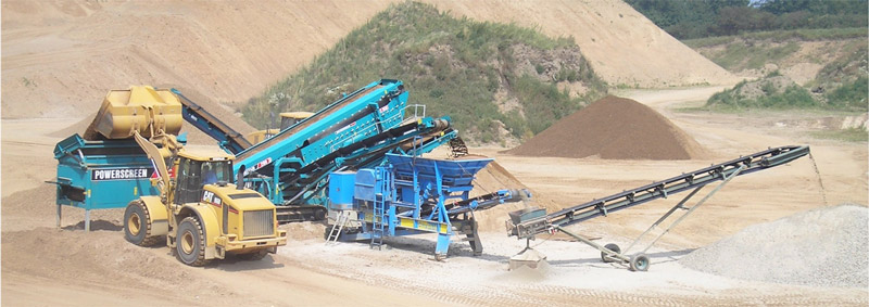 POWERSCREEN Chieftain 2100 beschickt CITYEQUIP CitySkid 9V4