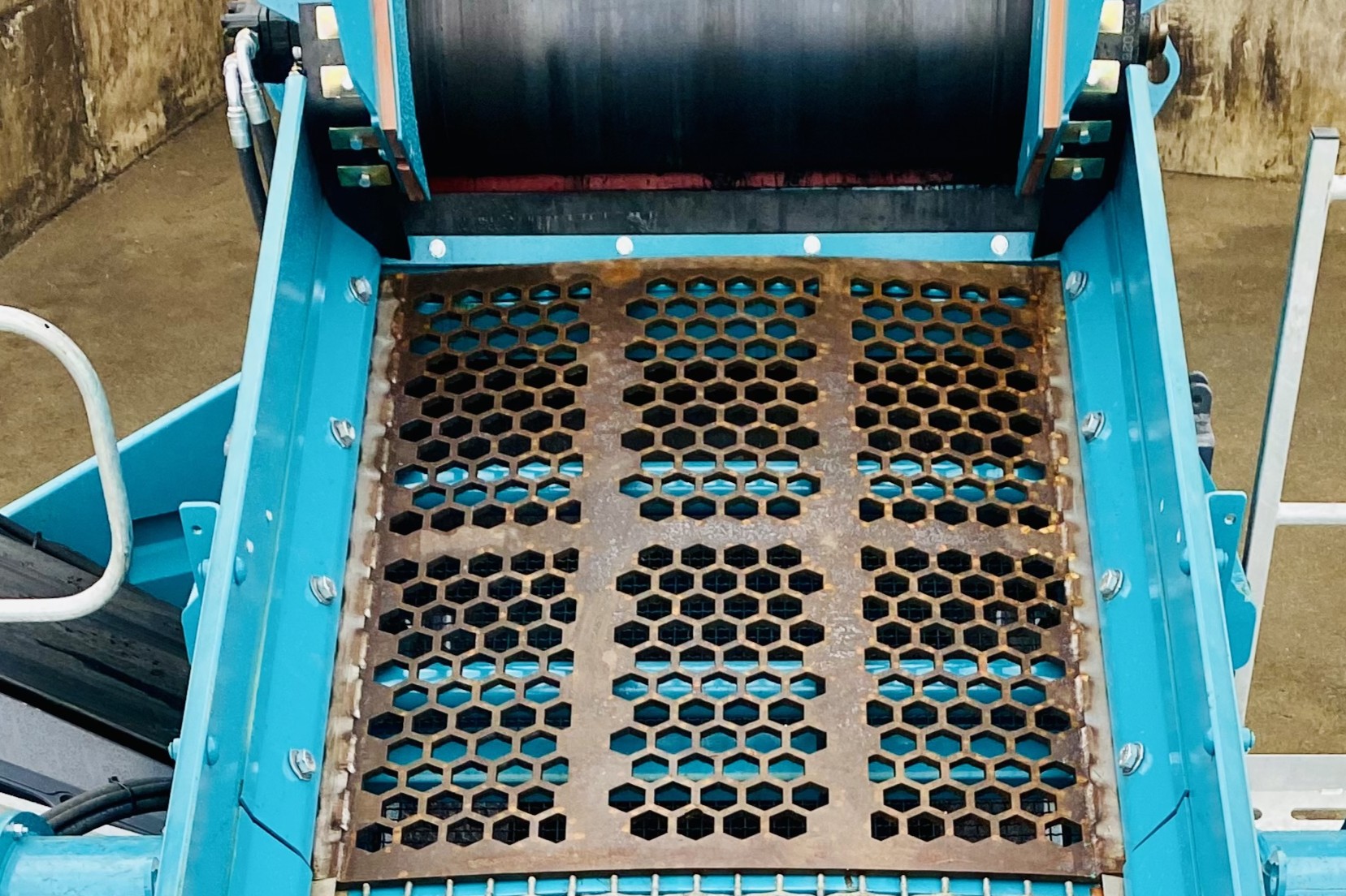 Siebbelag Sieb Lochblech Siebanlage Aufbereitungstechnik